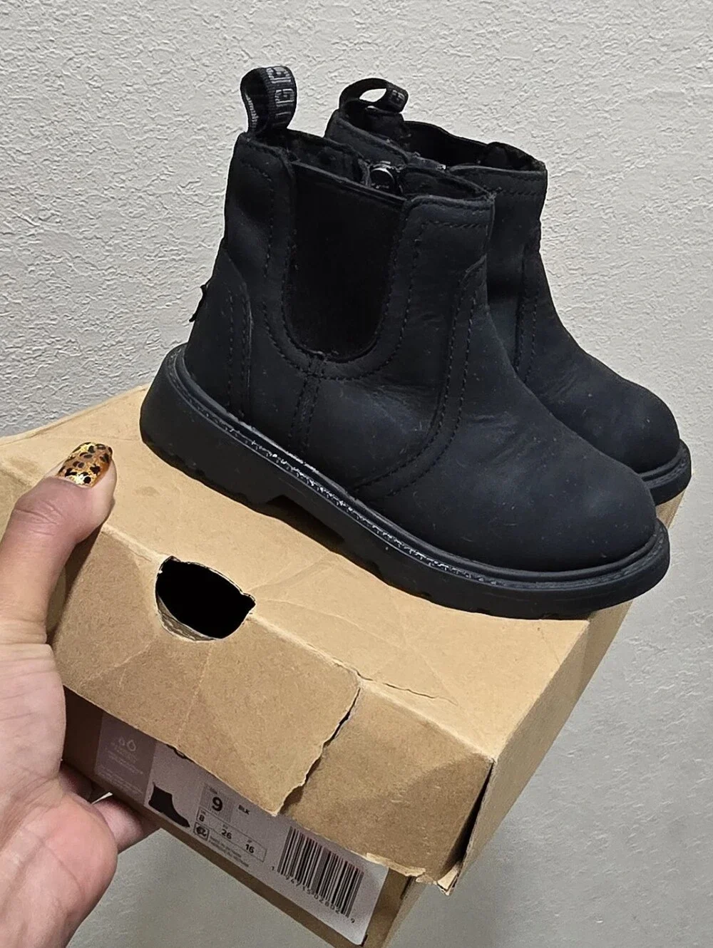 UGG Toddlers Bolden Weather Boots - Slip-On Zip Style In 9c
